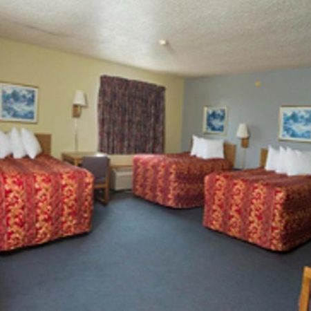 Cherokee Inn Bagian luar foto